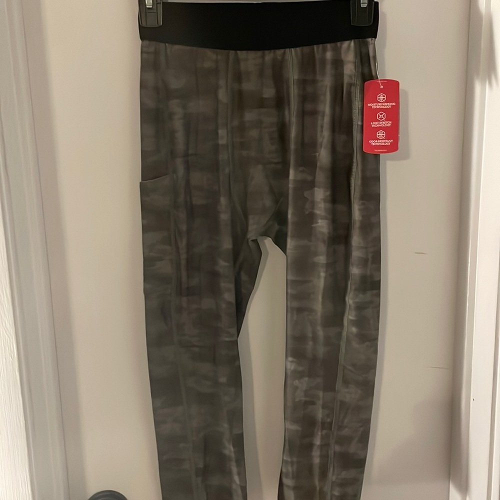 BCG men’s training compression pants